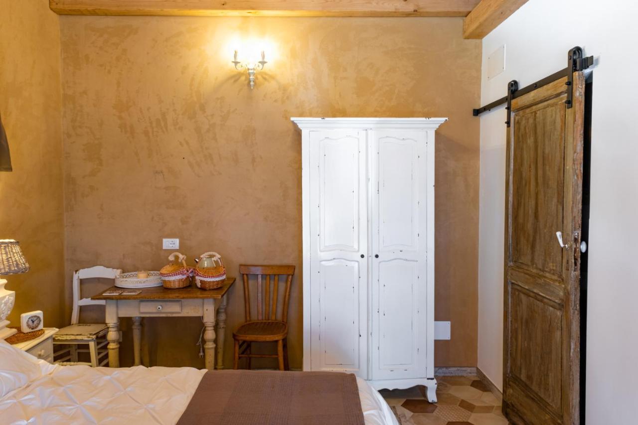 Aria Di Bosco Bed and Breakfast LʼAquila Exteriör bild